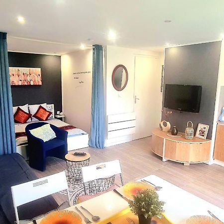 Ferienwohnung Joli T1 Bis Fonctionnel A Montussan Exterior foto